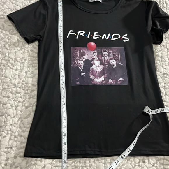 HORROR MOVIE CHARACTERS FRIENDS T-SHIRT - Picture 7 of 7